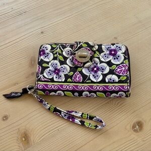 Vera Bradley Floral Wristlet Wallet Black/Purple/Green Zip Around Quilted